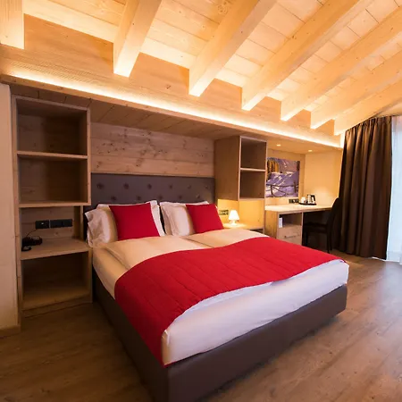 Francesin Active Hotell 4*