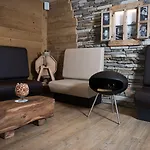 Francesin Active מלון