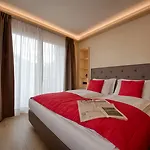 Francesin Active מלון 4*