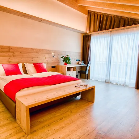 Francesin Active 4*