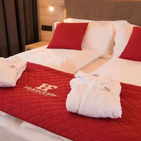 Francesin Active Hotel 4*