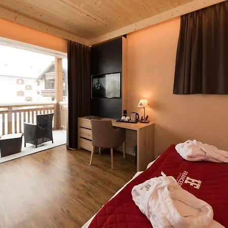 Francesin Active Hotel 4*