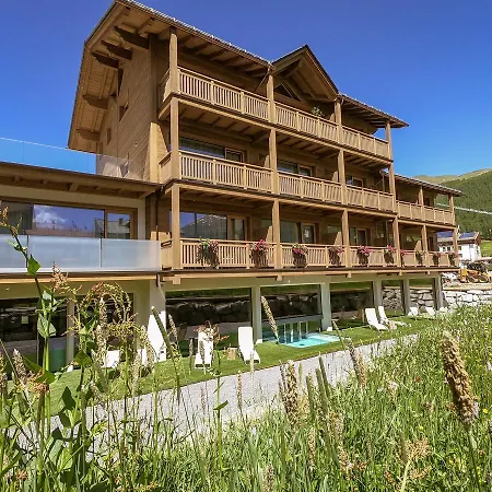 Francesin Active Hotel 4*